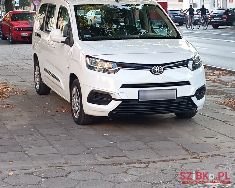 2021' Toyota ProAce City Verso photo #1