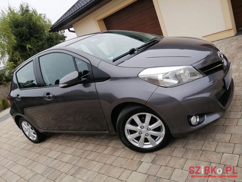 2011' Toyota Yaris 1.33 Dynamic photo #1