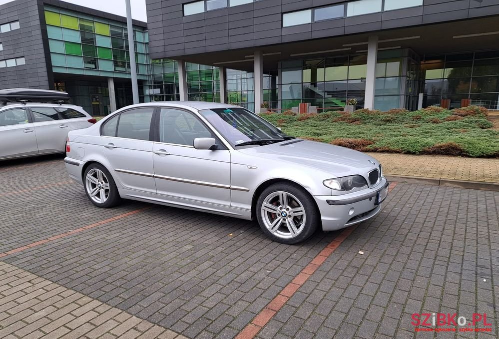 2003' BMW 3 Series photo #2
