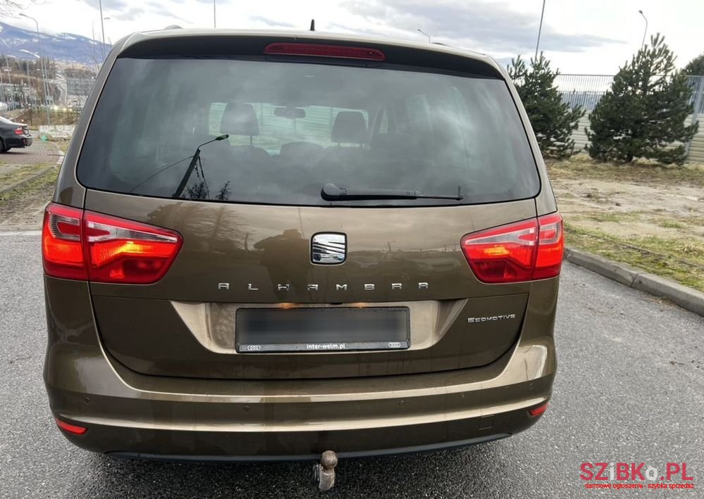 2011' SEAT Alhambra photo #5