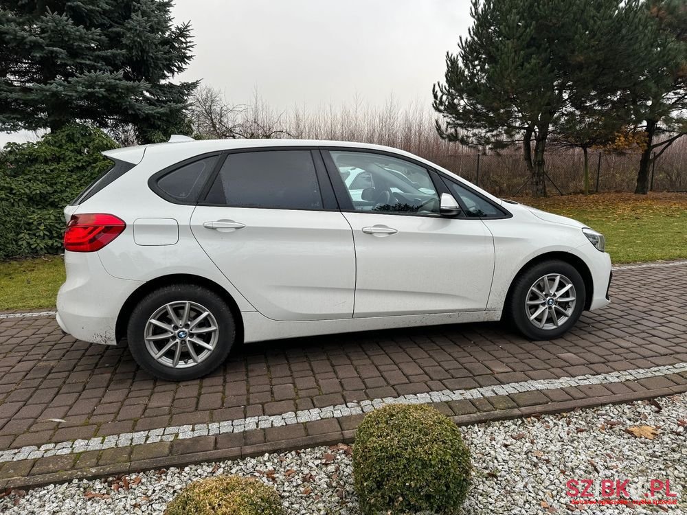 2021' BMW 2 Series 218D Advantage photo #5