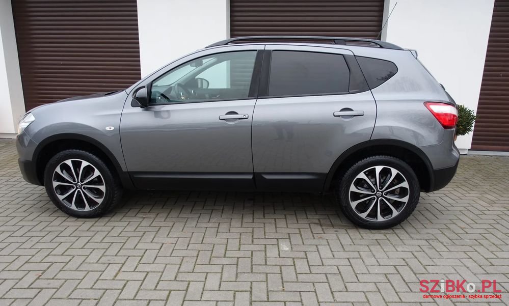 2014' Nissan Qashqai photo #1