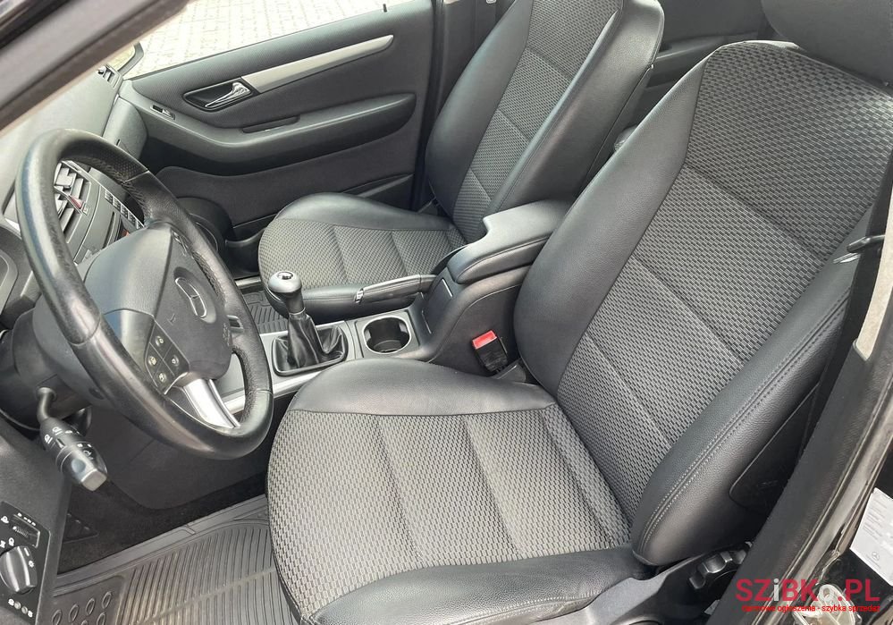 2010' Mercedes-Benz B-Class 180 Cdi photo #4