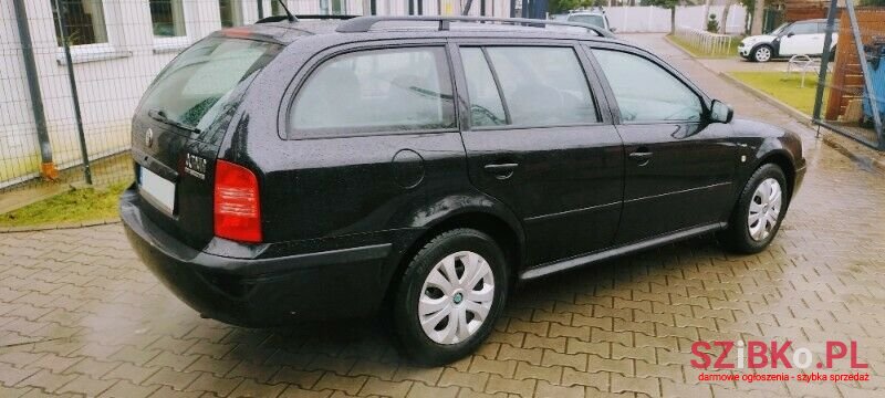 2002' Skoda Octavia photo #3