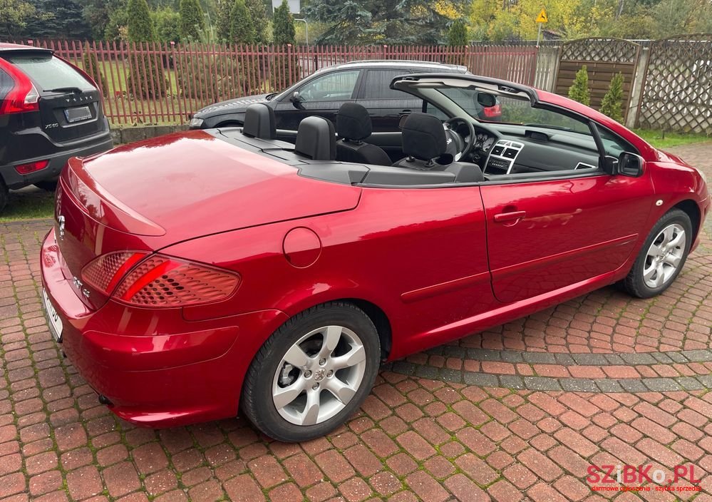 2005' Peugeot 307 2.0 Hdi Intense photo #6