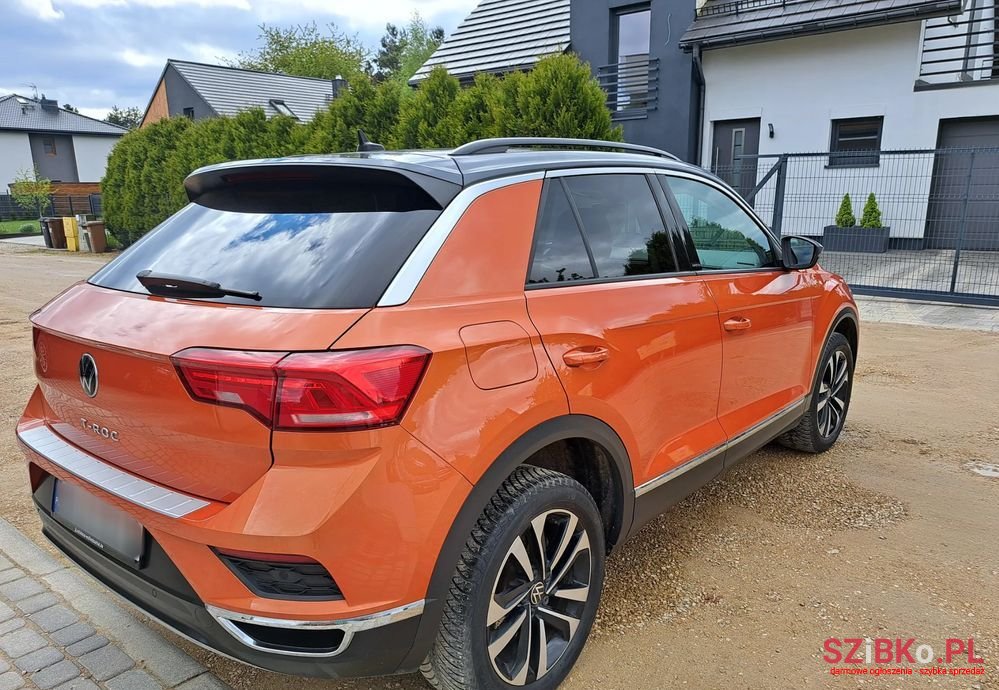 2020' Volkswagen T-Roc photo #6