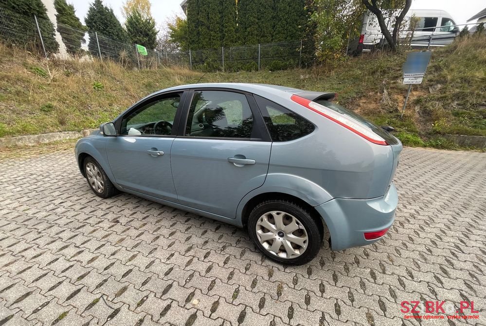 2008' Ford Focus photo #2