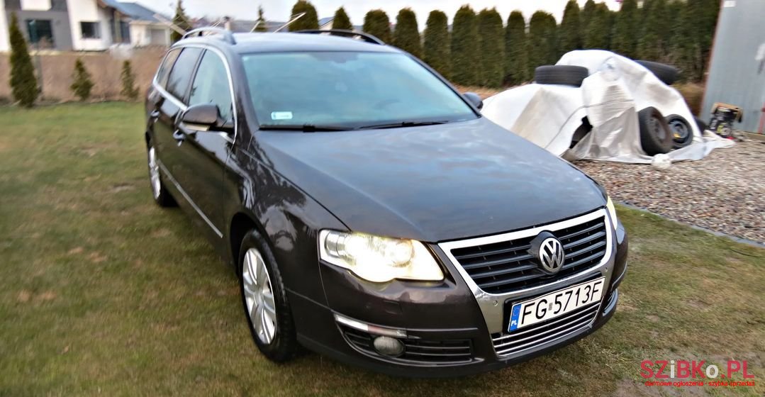 2006' Volkswagen Passat photo #3
