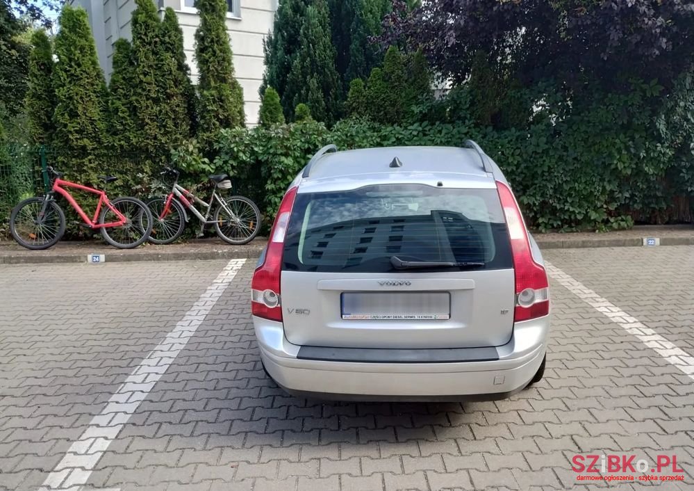 2005' Volvo V50 photo #3