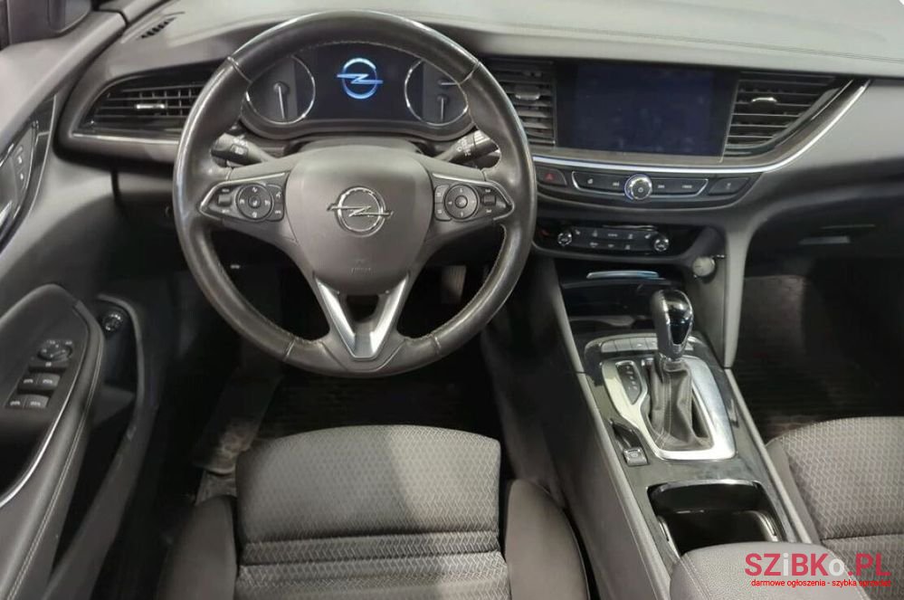 2022' Opel Insignia photo #5