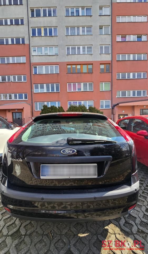 2006' Ford Focus photo #2