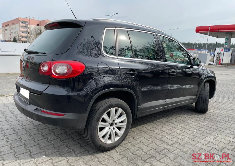 2008' Volkswagen Tiguan photo #5