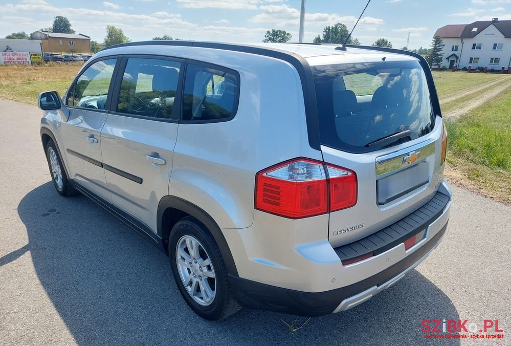 2011' Chevrolet Orlando 1.8 Lt photo #4