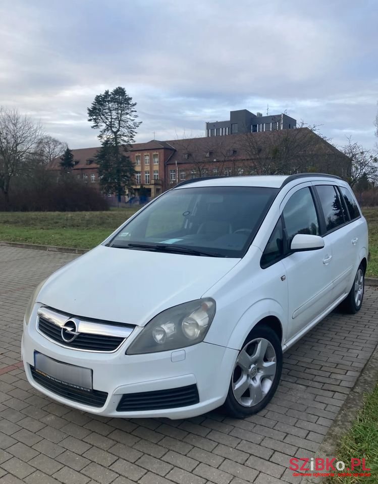 2006' Opel Zafira photo #1
