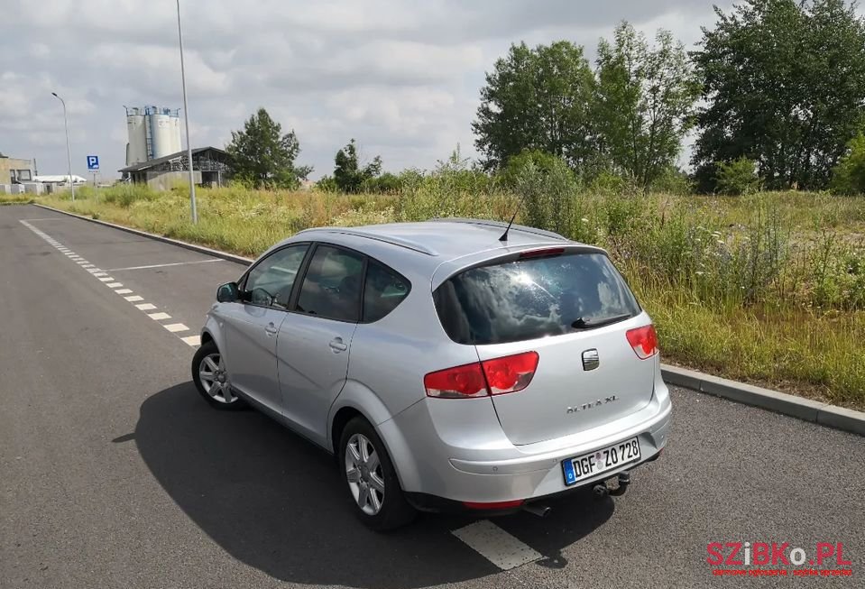 2006' SEAT Altea Xl photo #2