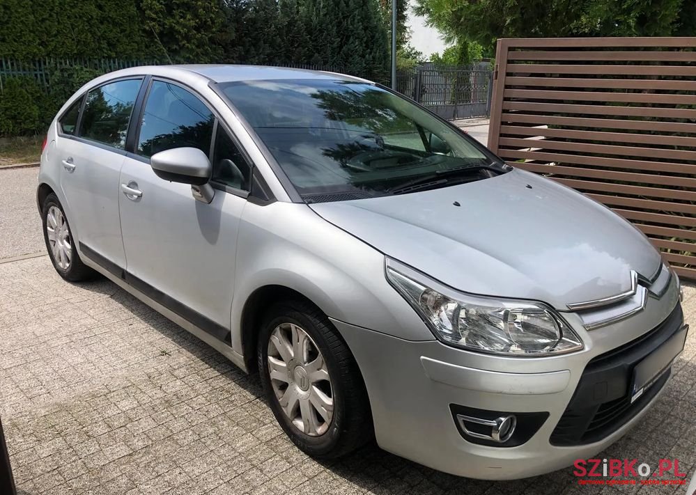 2009' Citroen C4 photo #1