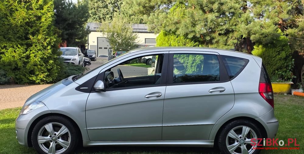 2009' Mercedes-Benz A-Class photo #4