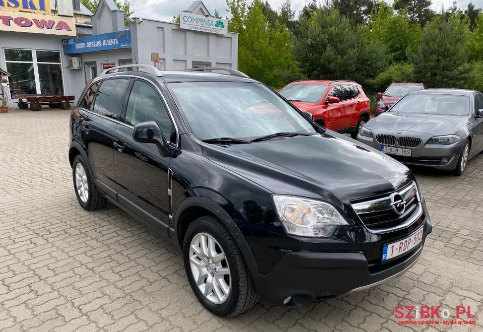 2010' Opel Antara photo #2