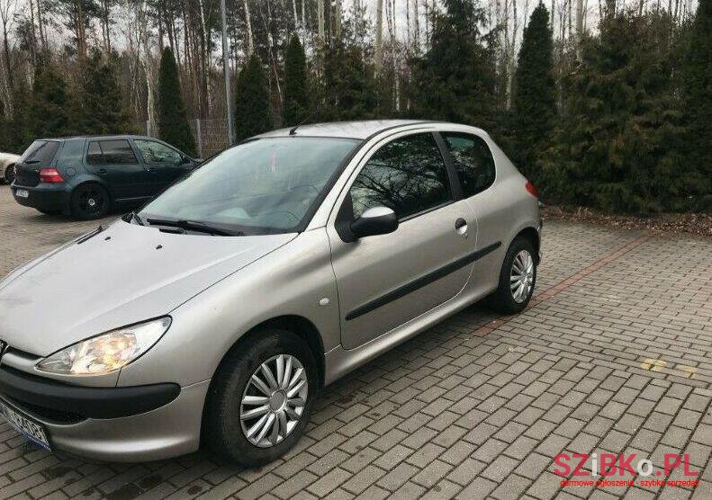 2004' Peugeot photo #1