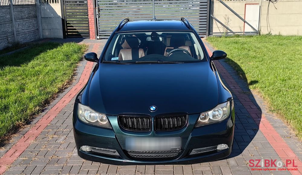 2007' BMW 3 Series 318D photo #3