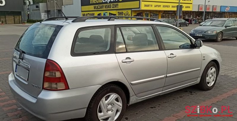 2004' Toyota Corolla photo #3