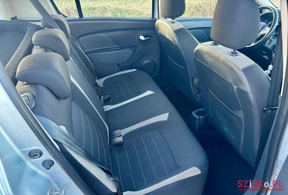 2020' Dacia Sandero Stepway photo #3