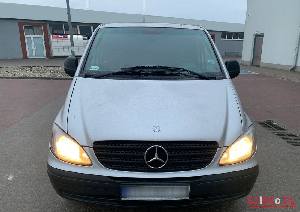 2004' Mercedes-Benz Vito photo #3