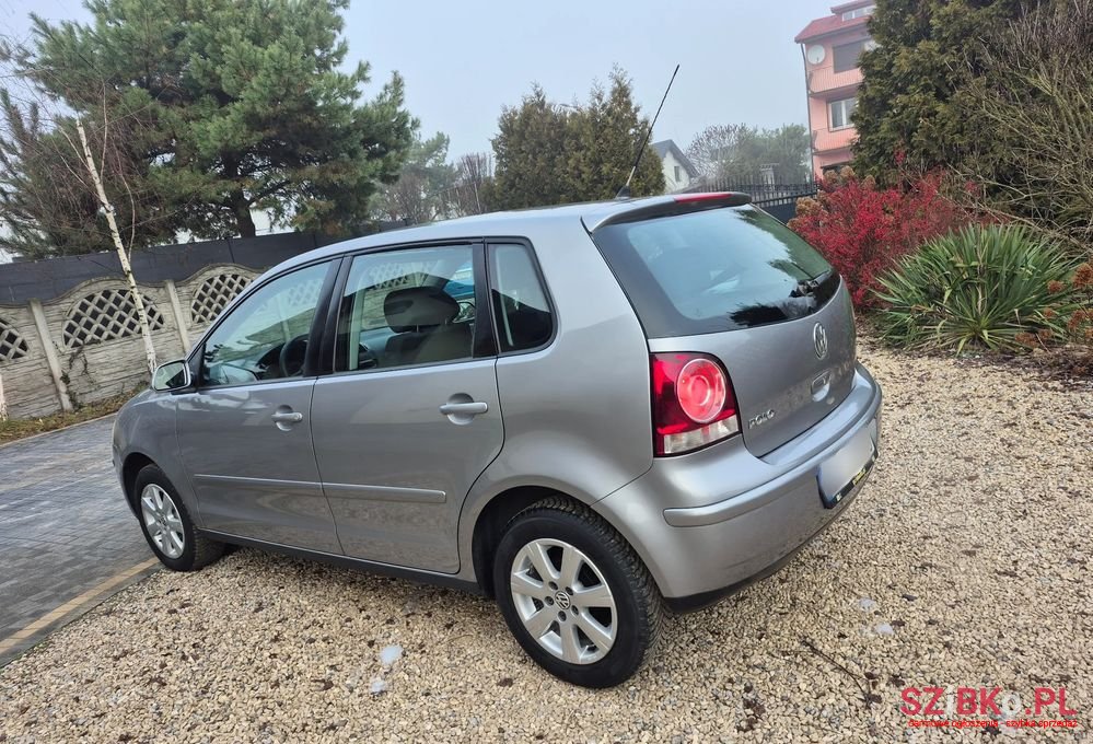 2006' Volkswagen Polo 1.4 Tour photo #4