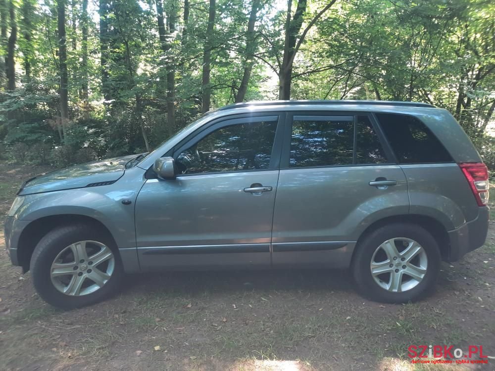 2007' Suzuki Grand Vitara photo #2