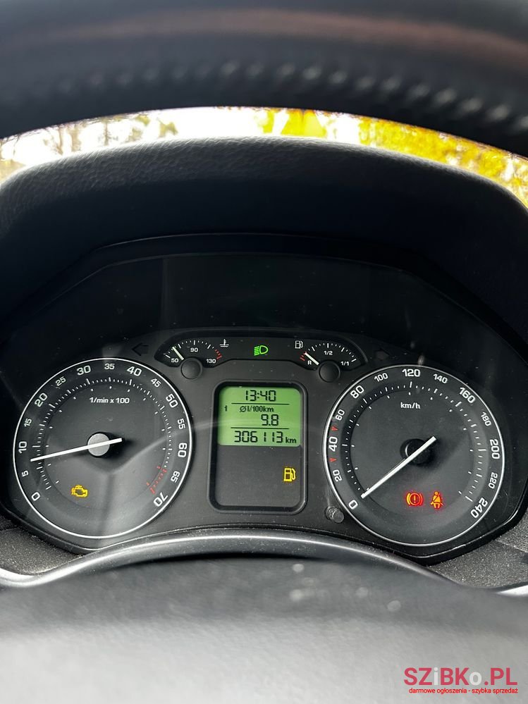 2007' Skoda Octavia 1.6 Classic photo #6