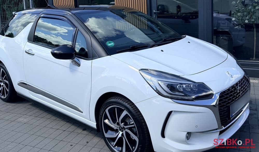 2016' Citroen DS3 photo #3