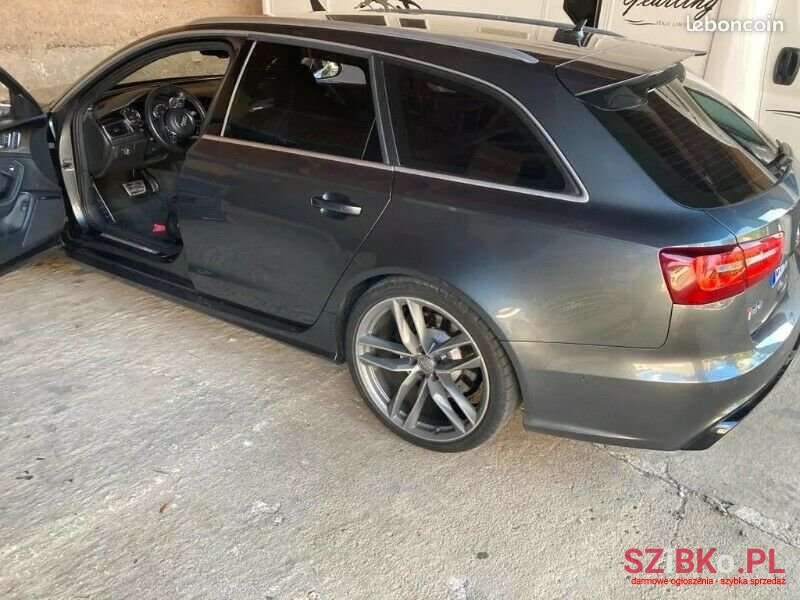 2013' Audi RS6 photo #1