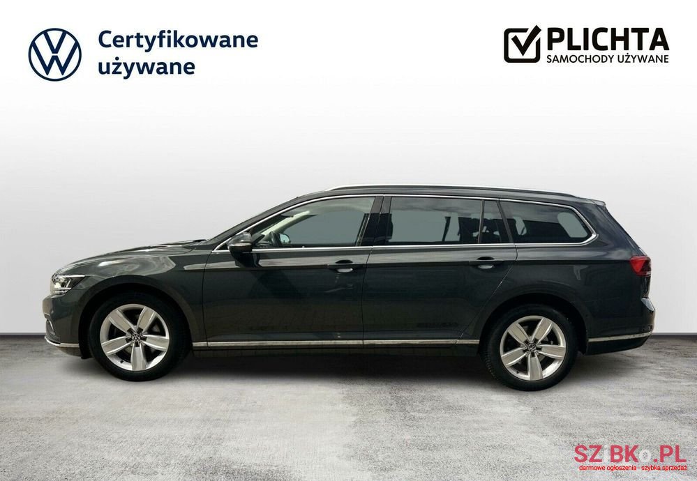 2019' Volkswagen Passat Variant photo #3