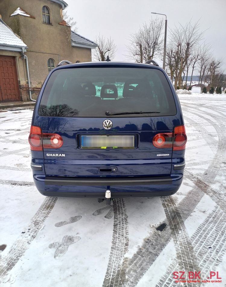 2009' Volkswagen Sharan photo #6