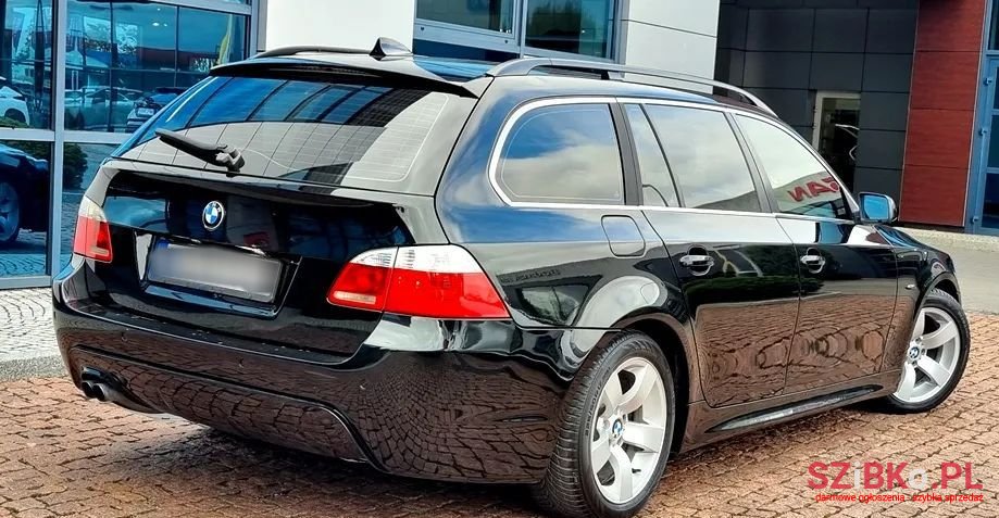 2005' BMW 5 Series 525D photo #3