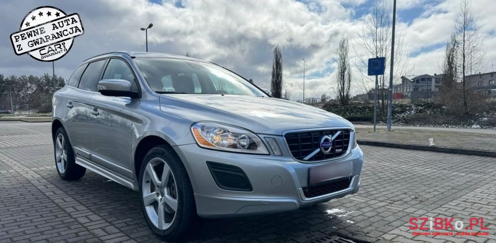 2011' Volvo Xc 60 T5 R-Design photo #1