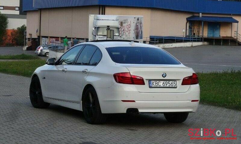 2011' BMW Seria 5 photo #1