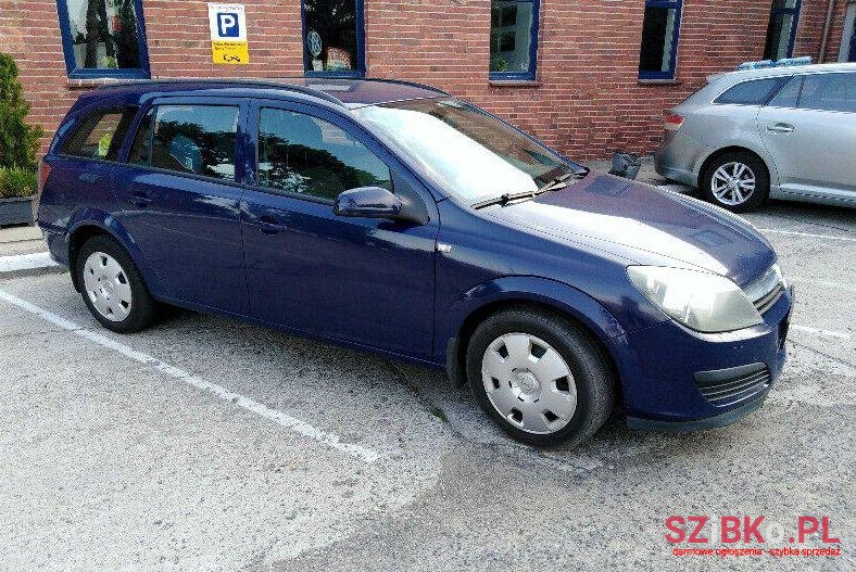 2006' Opel Astra photo #1