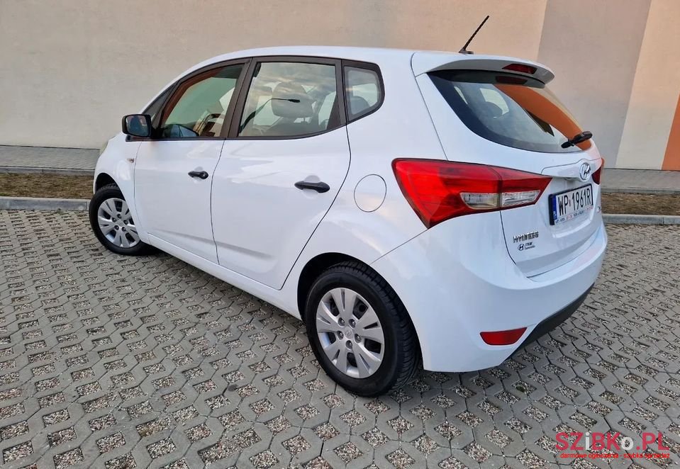 2010' Hyundai ix20 photo #5