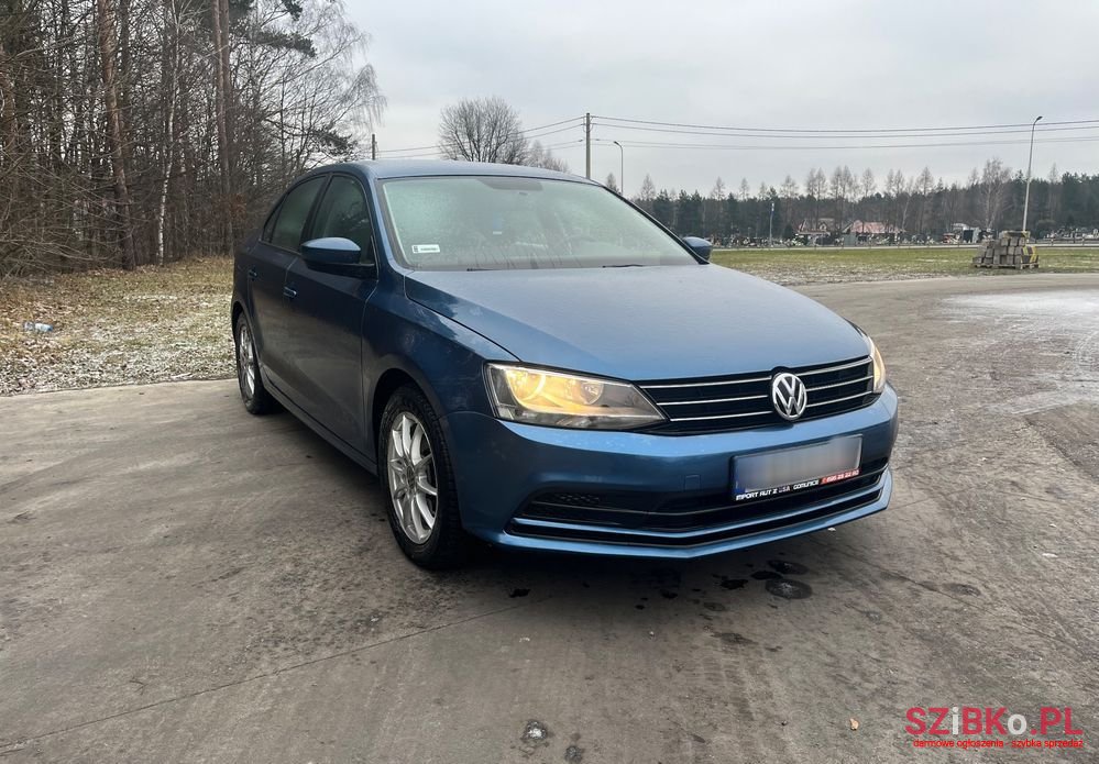 2015' Volkswagen Jetta photo #6