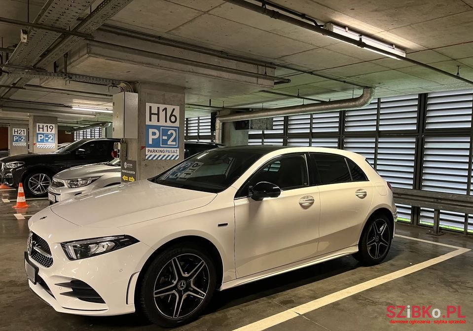 2020' Mercedes-Benz A-Class photo #1