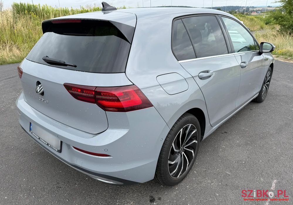 2020' Volkswagen Golf photo #4