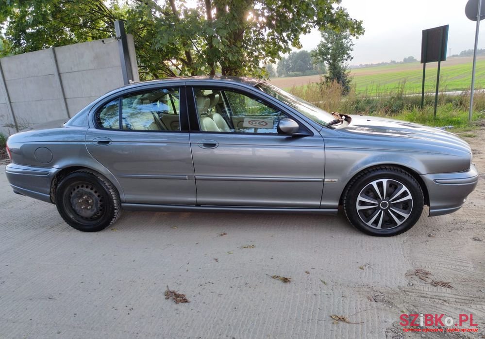 2004' Jaguar X-Type 2.0 D Executive photo #4