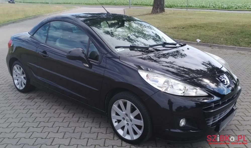 2009' Peugeot 207 1.6 Hdi Premium photo #3