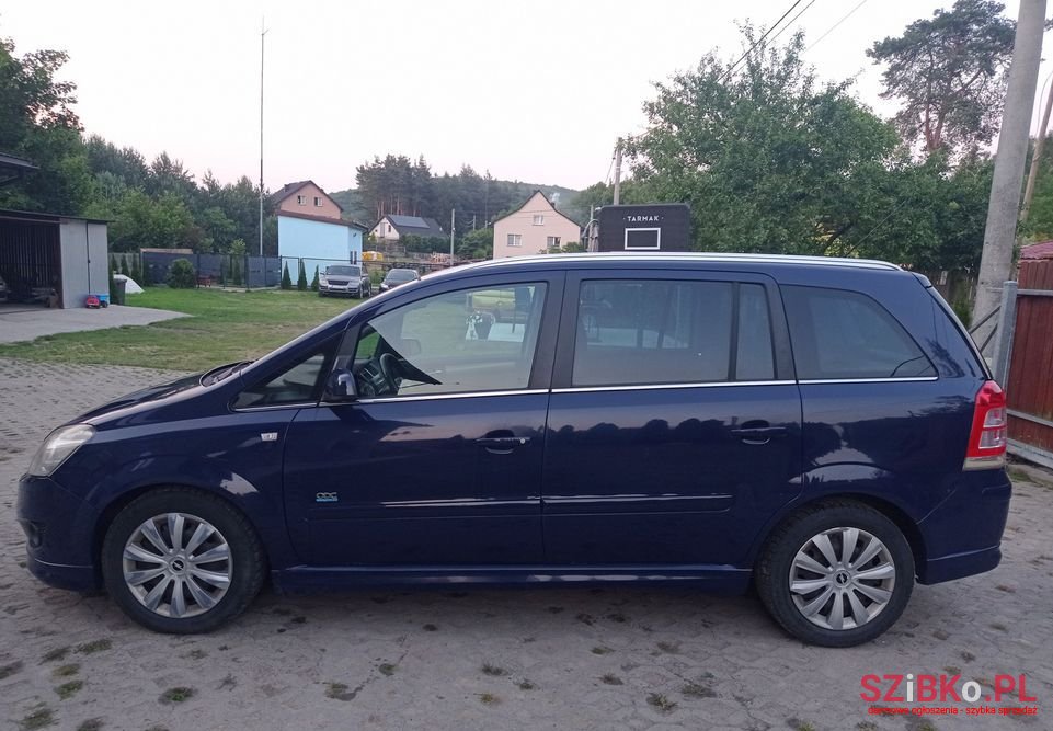 2008' Opel Zafira Sport photo #3