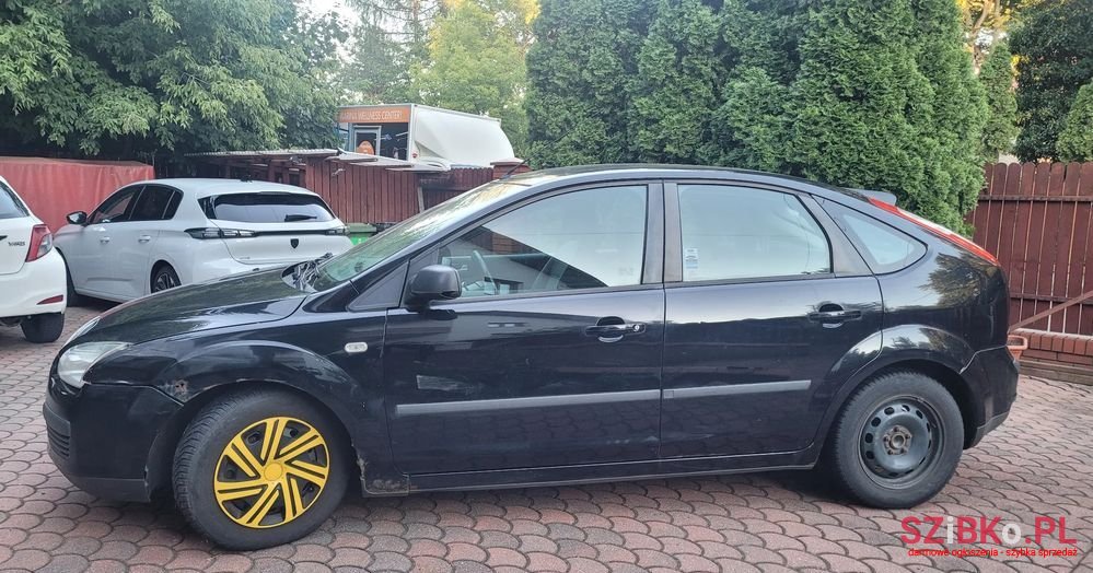 2006' Ford Focus photo #4