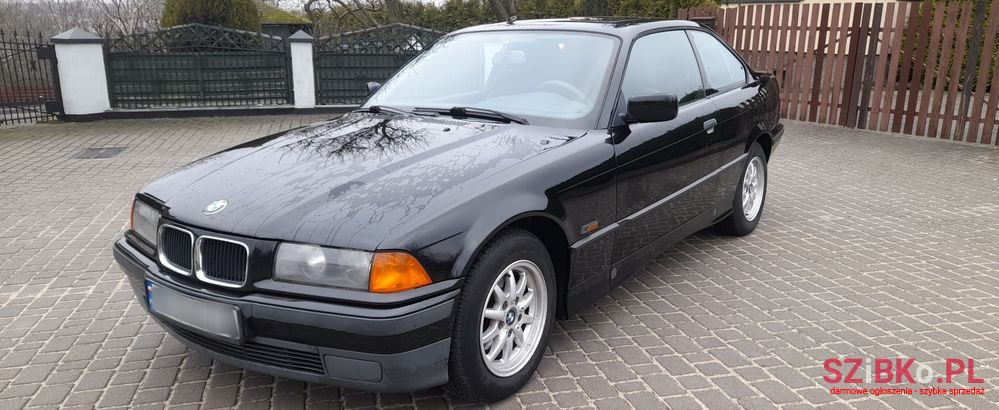 1996' BMW 3 Series 316I photo #2