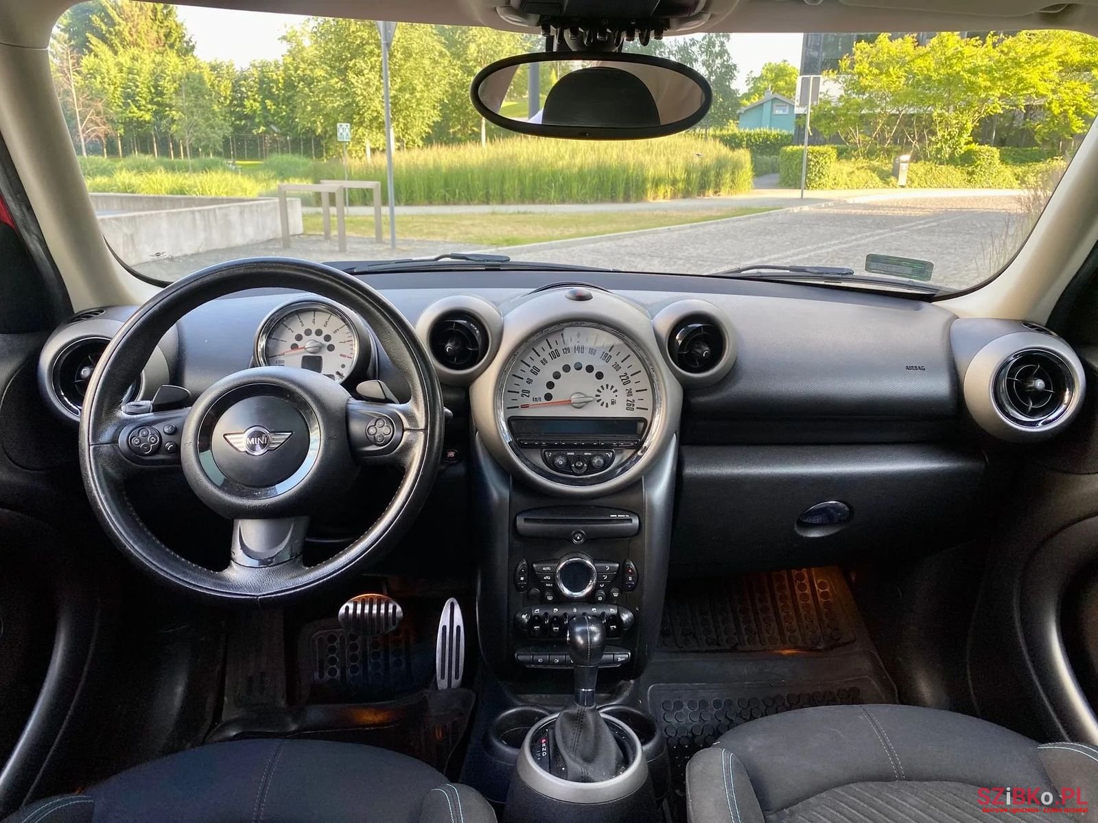 2011' MINI Countryman photo #6