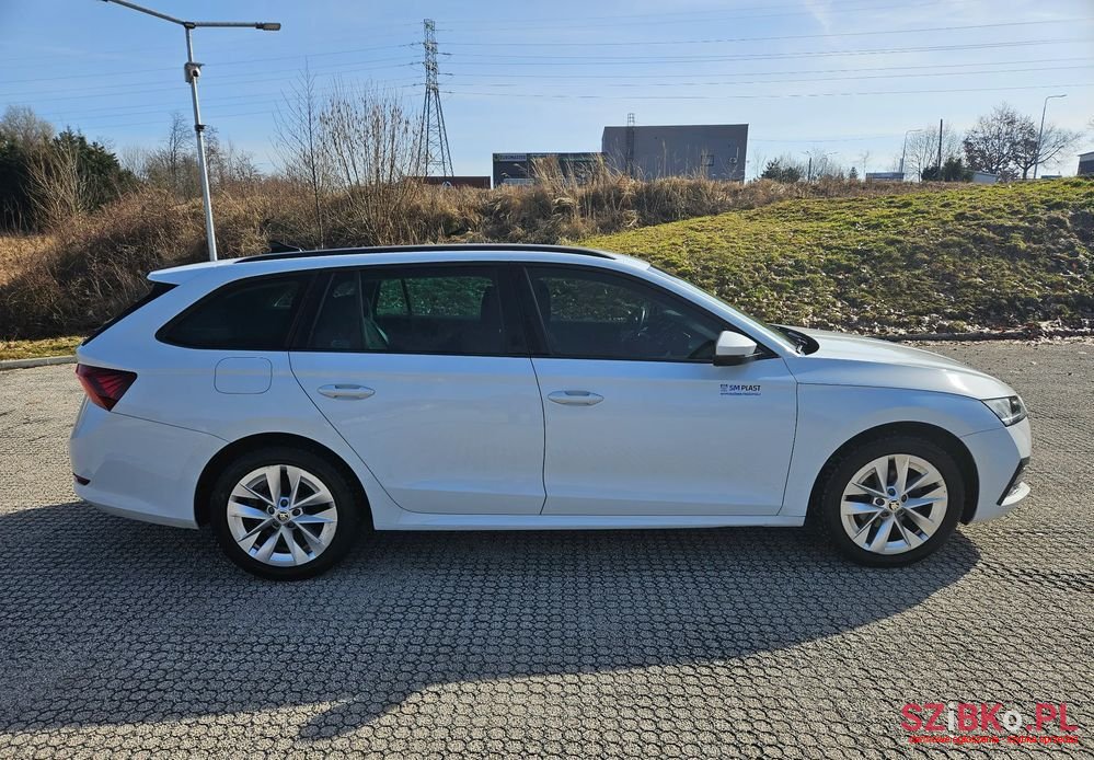 2020' Skoda Octavia 2.0 Tdi Ambition photo #4
