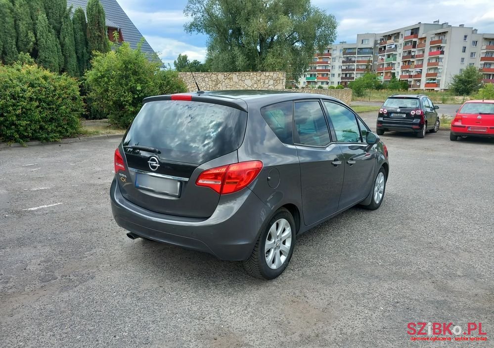 2010' Opel Meriva 1.4 T Cosmo photo #5